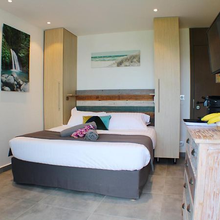 La Casaboubou Bed & Breakfast แซงต์-ฟรองซัวส์ ภายนอก รูปภาพ