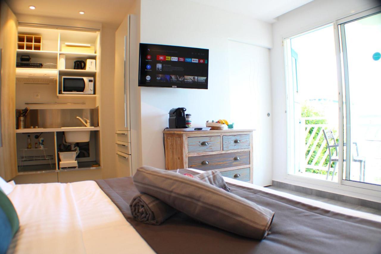 La Casaboubou Bed & Breakfast แซงต์-ฟรองซัวส์ ภายนอก รูปภาพ